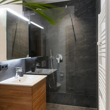 Alpine Seefeld Apartment *